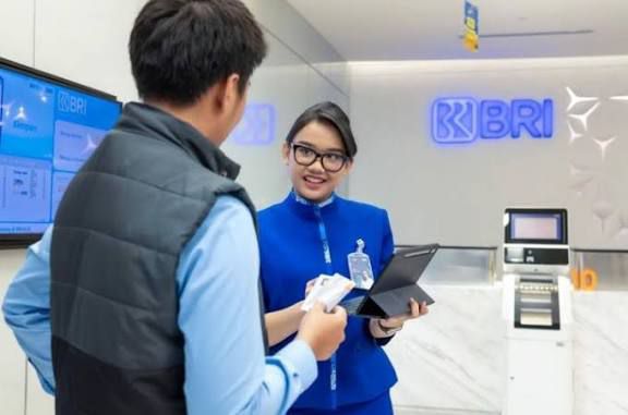 Simulasi Angsuran Pinjaman Rp100 Juta KUR BRI 2026, Lengkap Tabel dan Cara Daftarnya! Foto: Istimewa - mimbarjumat.com